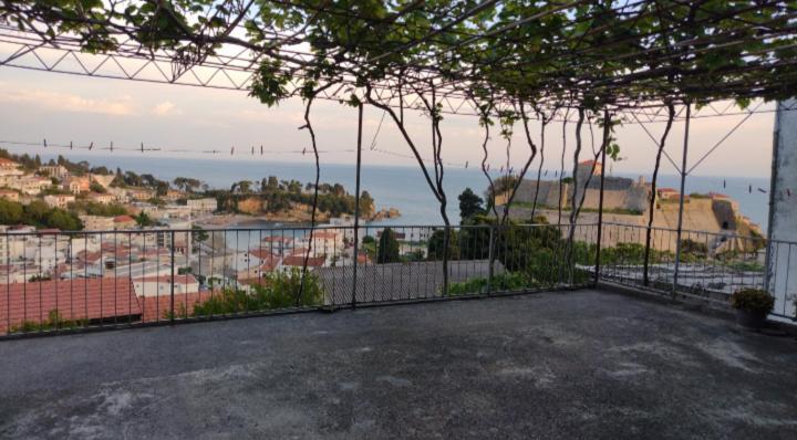 Tahiri Bellevue Apartments Ulcinj Bagian luar foto
